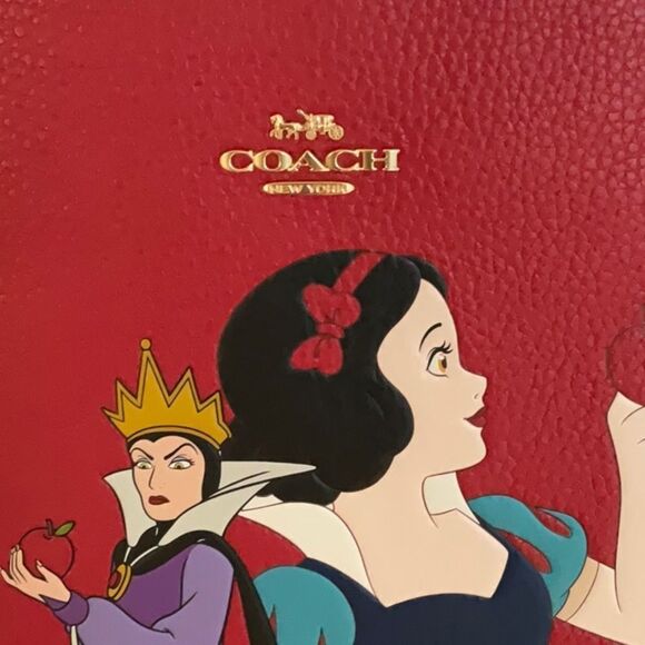 DISNEY X COACH CITY TOTE BAG EVIL QUEEN MOTIF SNOW WHITE AND THE SEVEN DWARFS - Picture 12 of 14